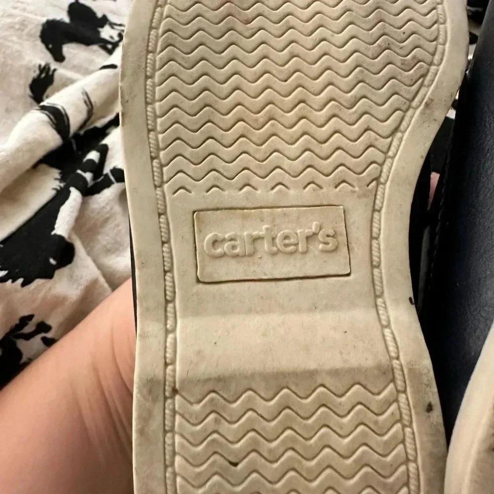 Carters toddler size 7 boat shoes - Picture 3 of 6